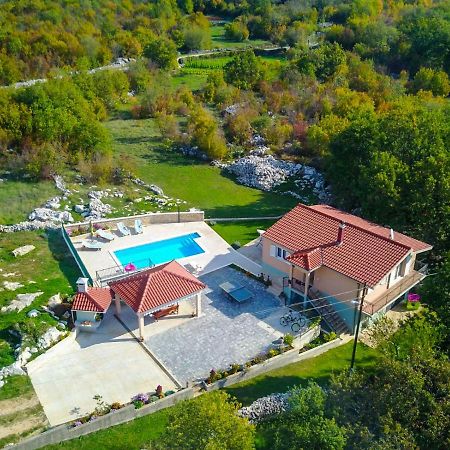 Villa Katja Omis Exterior photo